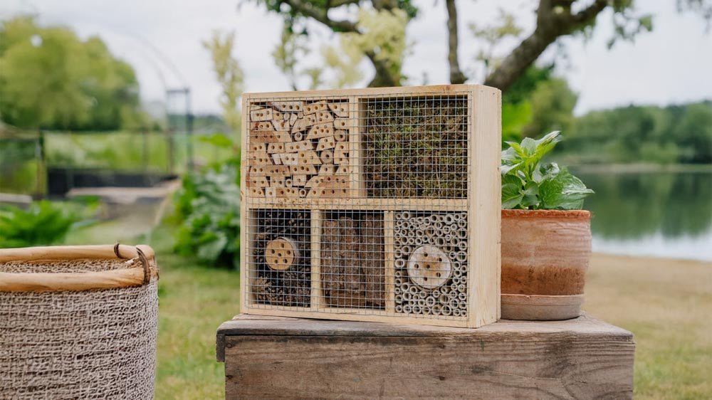 Insekthoteller - Løgbutikken