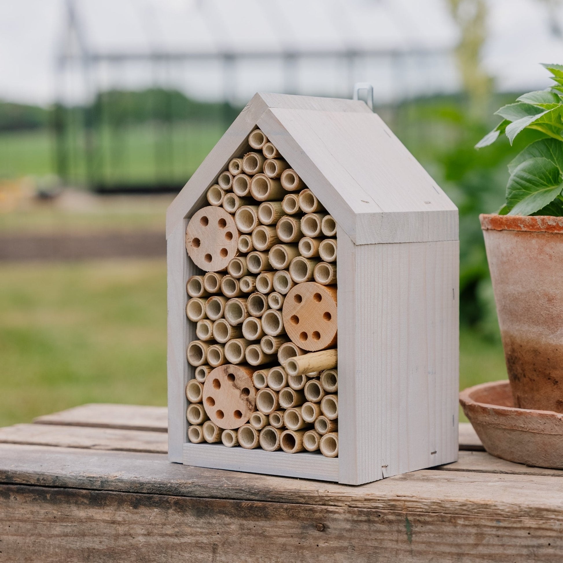 Insekthotel, Pinewood, L: 14 cm B: 17 cm H: 28 cm